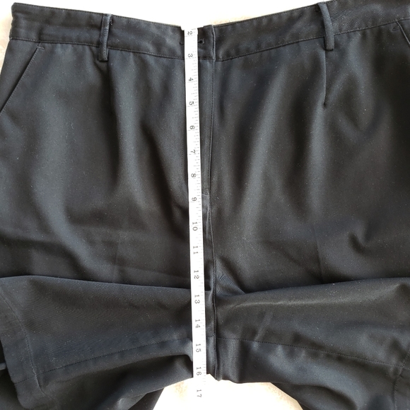 Talbots Walking Shorts - Picture 3 of 9